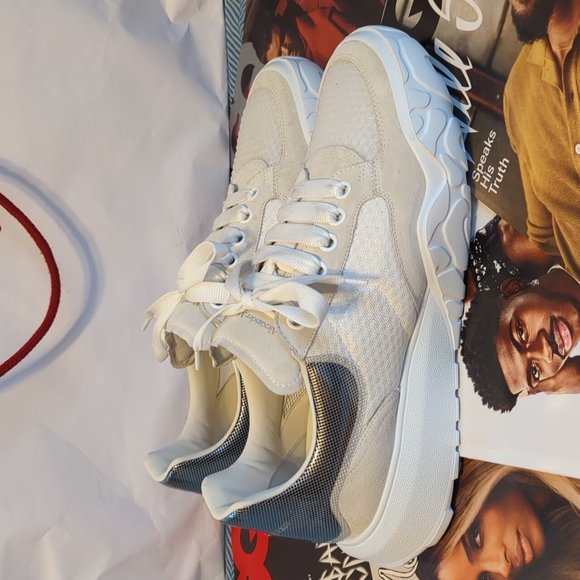 Luxury sneakers - Picture 4 of 10